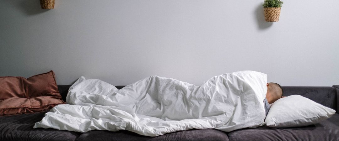 Så påverkar en bäddsoffa din rygghälsa